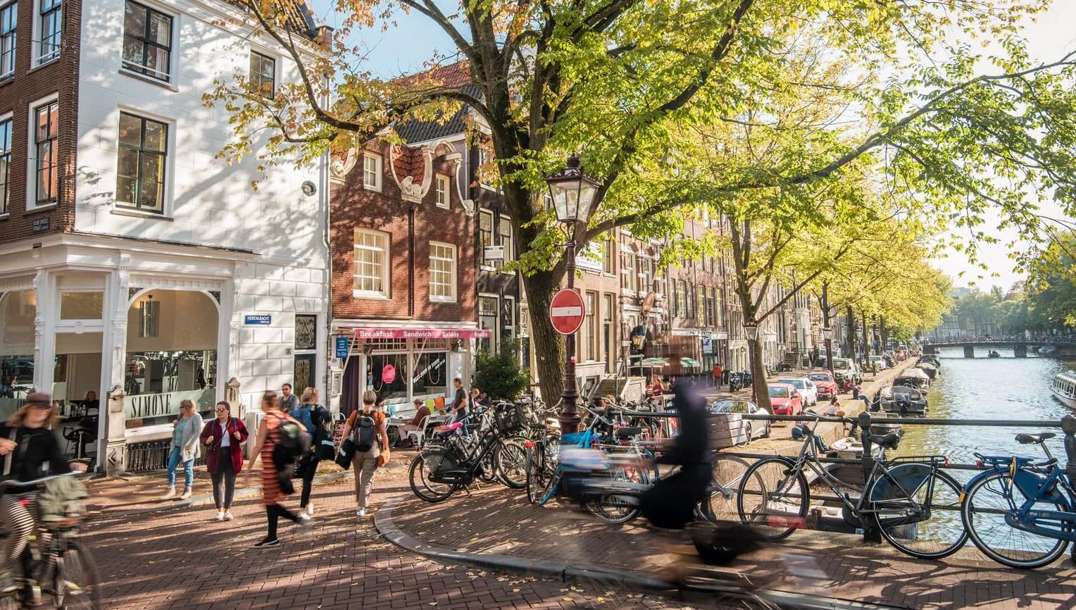 People in the city centre during autumn