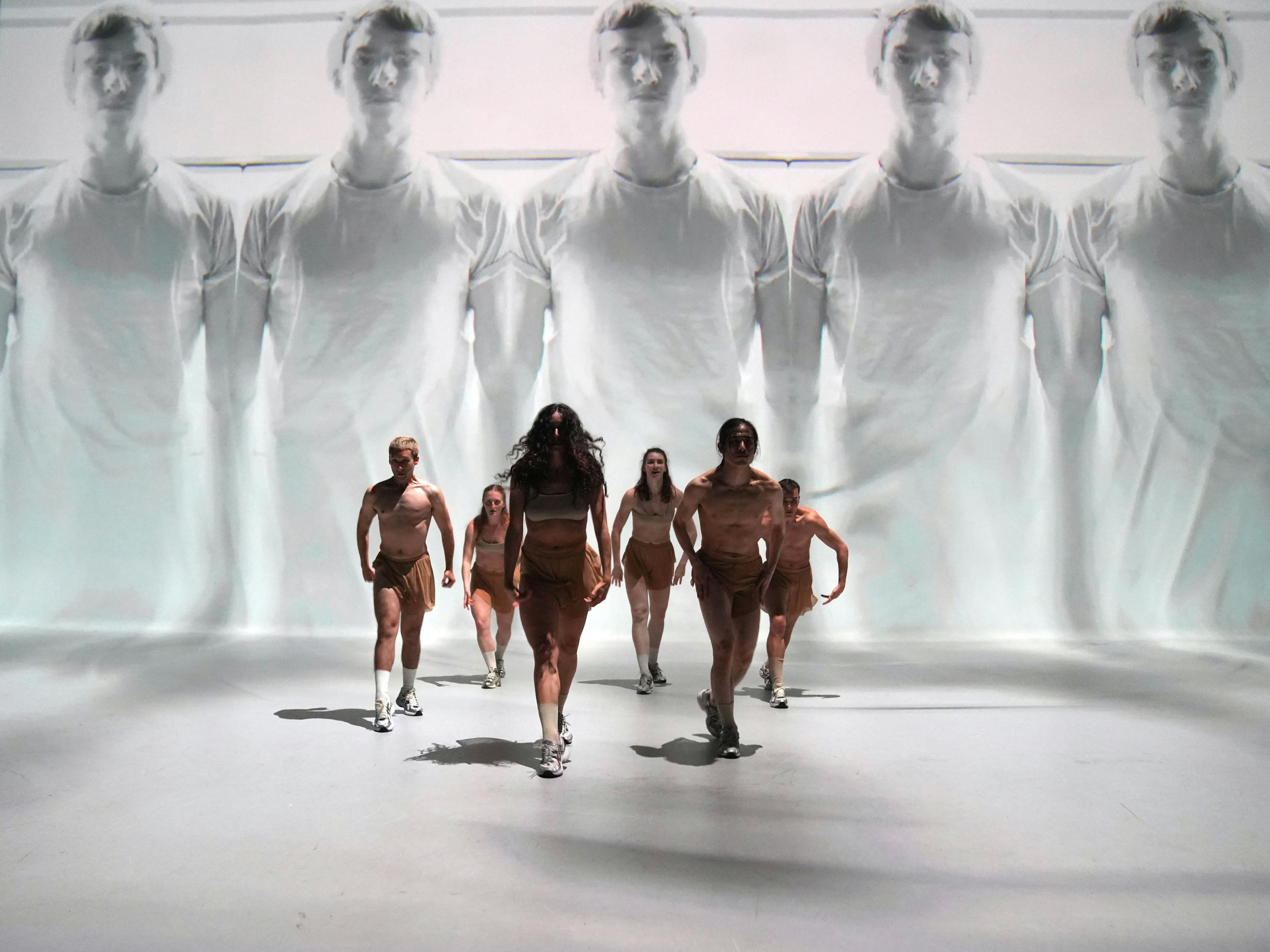 Breath in a Physical Resolution - A live dance performance in digital art at Nxt Museum