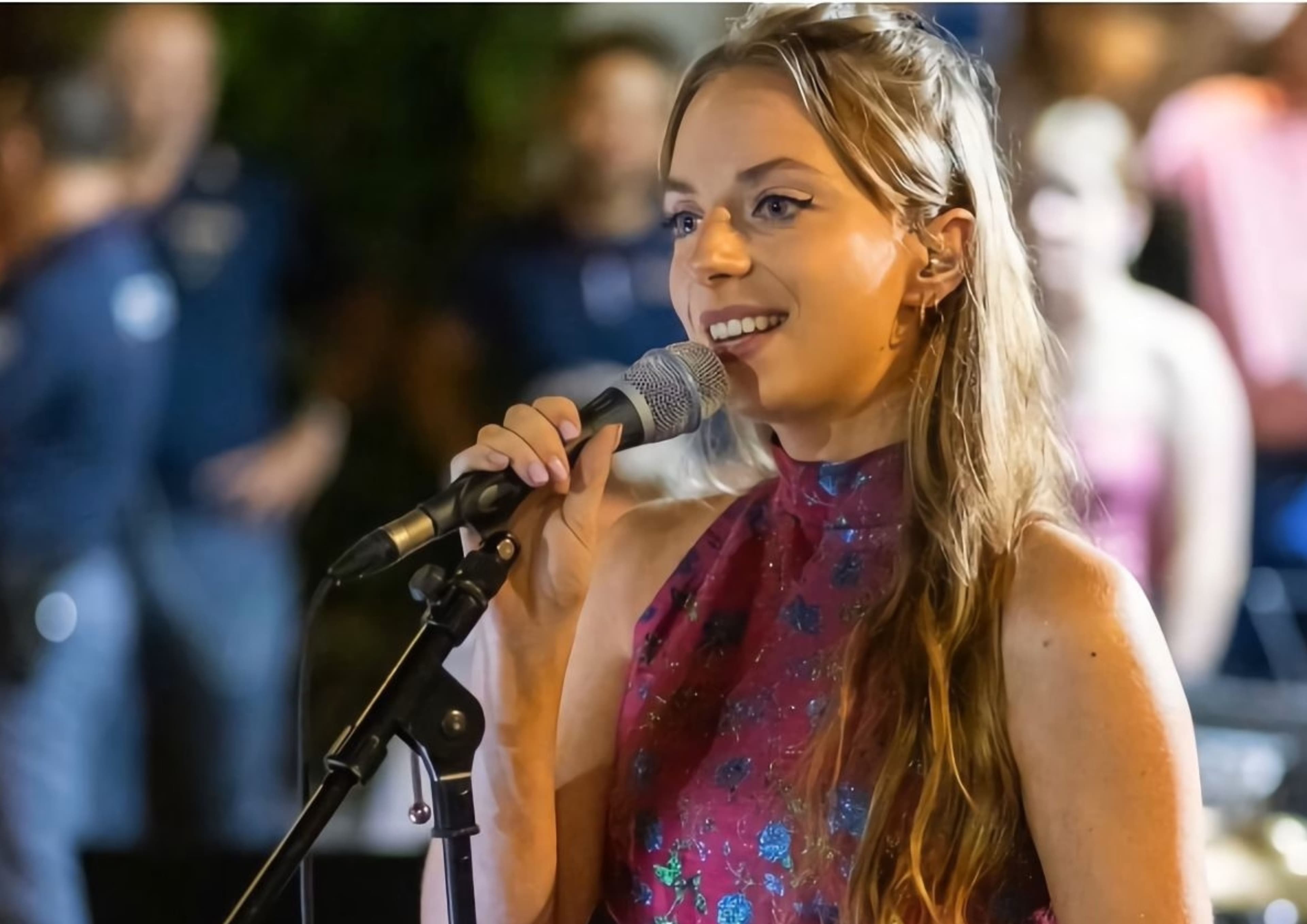 HAUT LIVE! Presenteert: Sarah Isabel