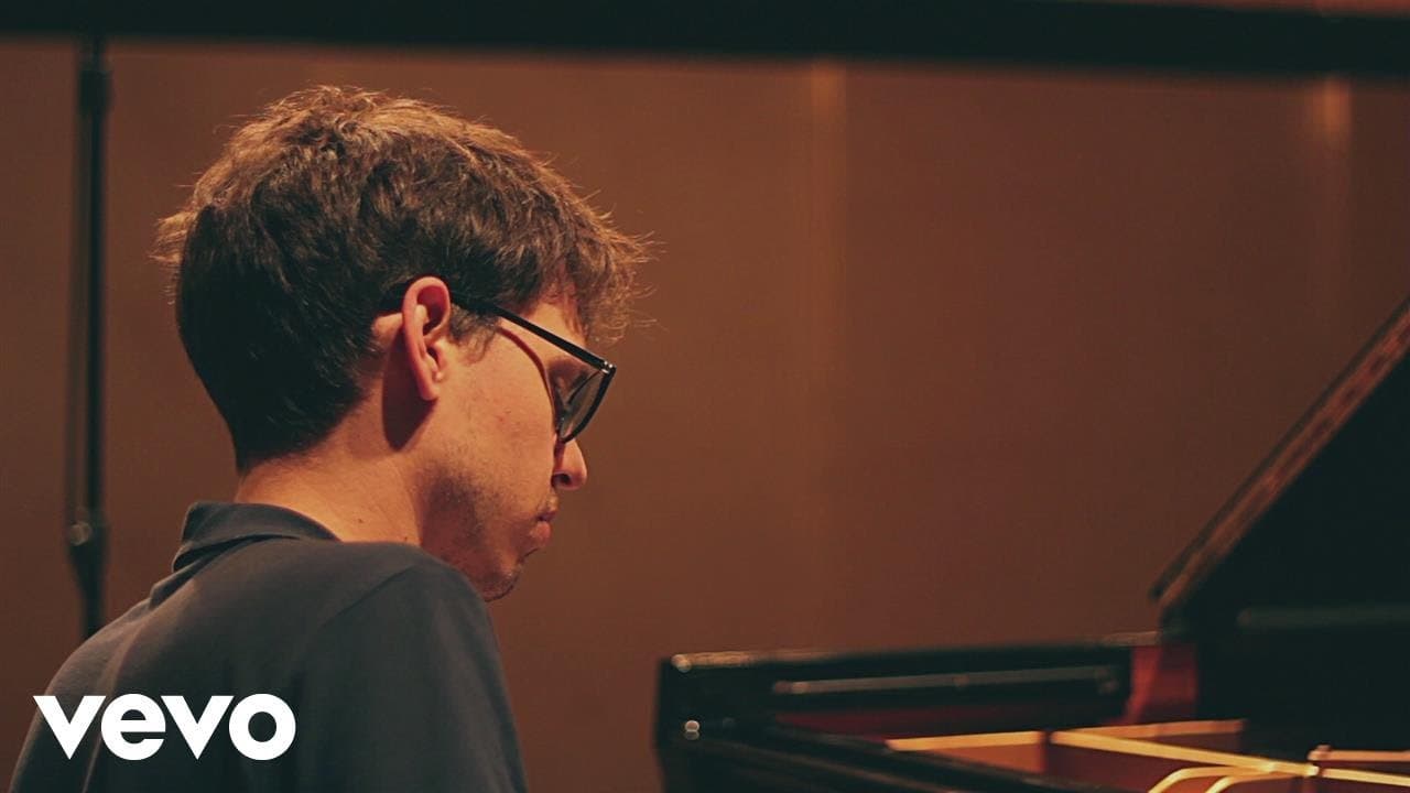 Lucas Debargue - Video thumbnail