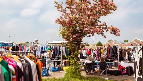 Market stalls at the IJ-Hallen