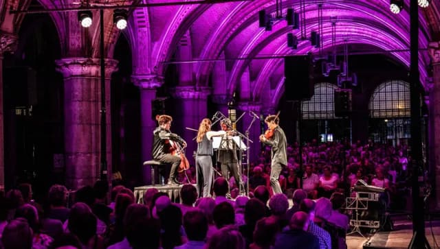 Grachtenfestival concert under the Rijksmuseum Passage by Alexander Warenberg in Residence, magic of the string quartet.
