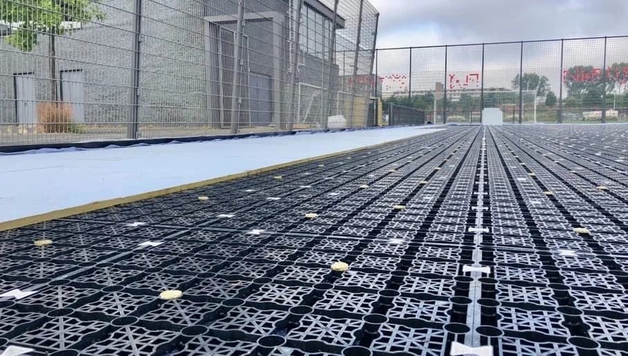 Permavoid turf technology for circular water management
Permavoid smart roof company pitch installation for circular water management.