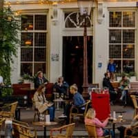 Café 't Smalle people on the terrace