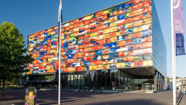 Institute for visuals and sound in Hilversum Media Park.