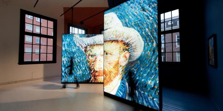 Van Gogh reproduction at RTXP