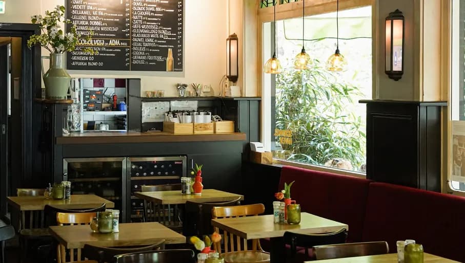 Café Schinkelhaven interior with seating