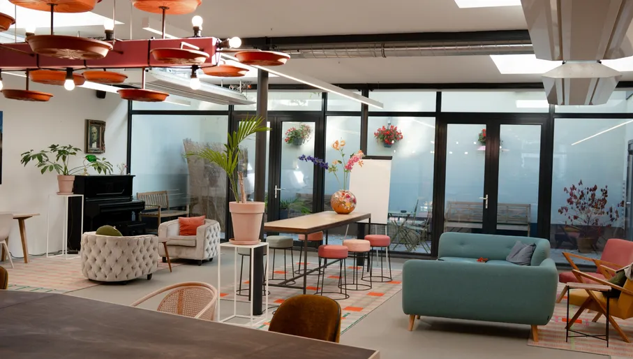 Buro de Pijp co-working space interior