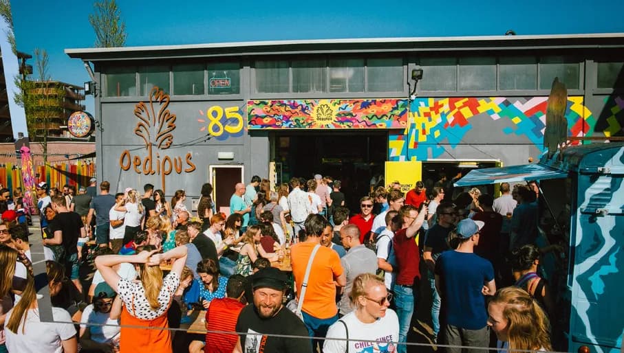 Oedipus Taproom people having a drink outside