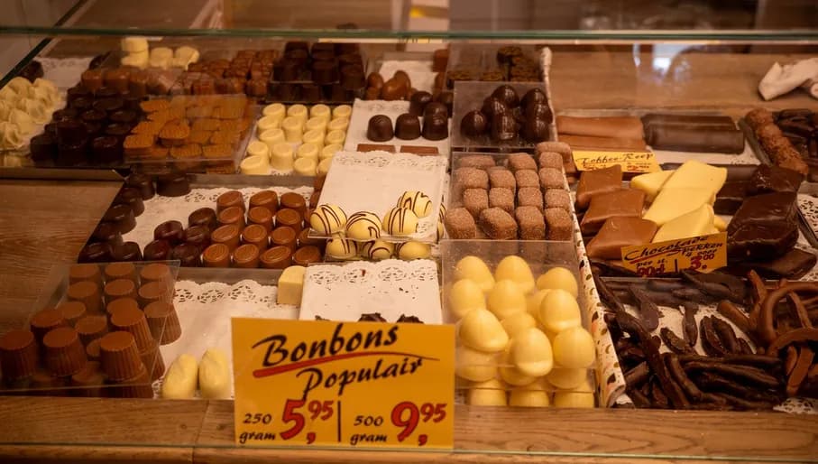bonbons, food
