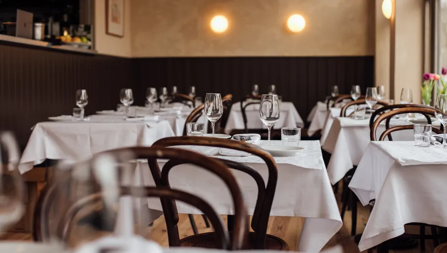 Restaurant Felperlaan table setting