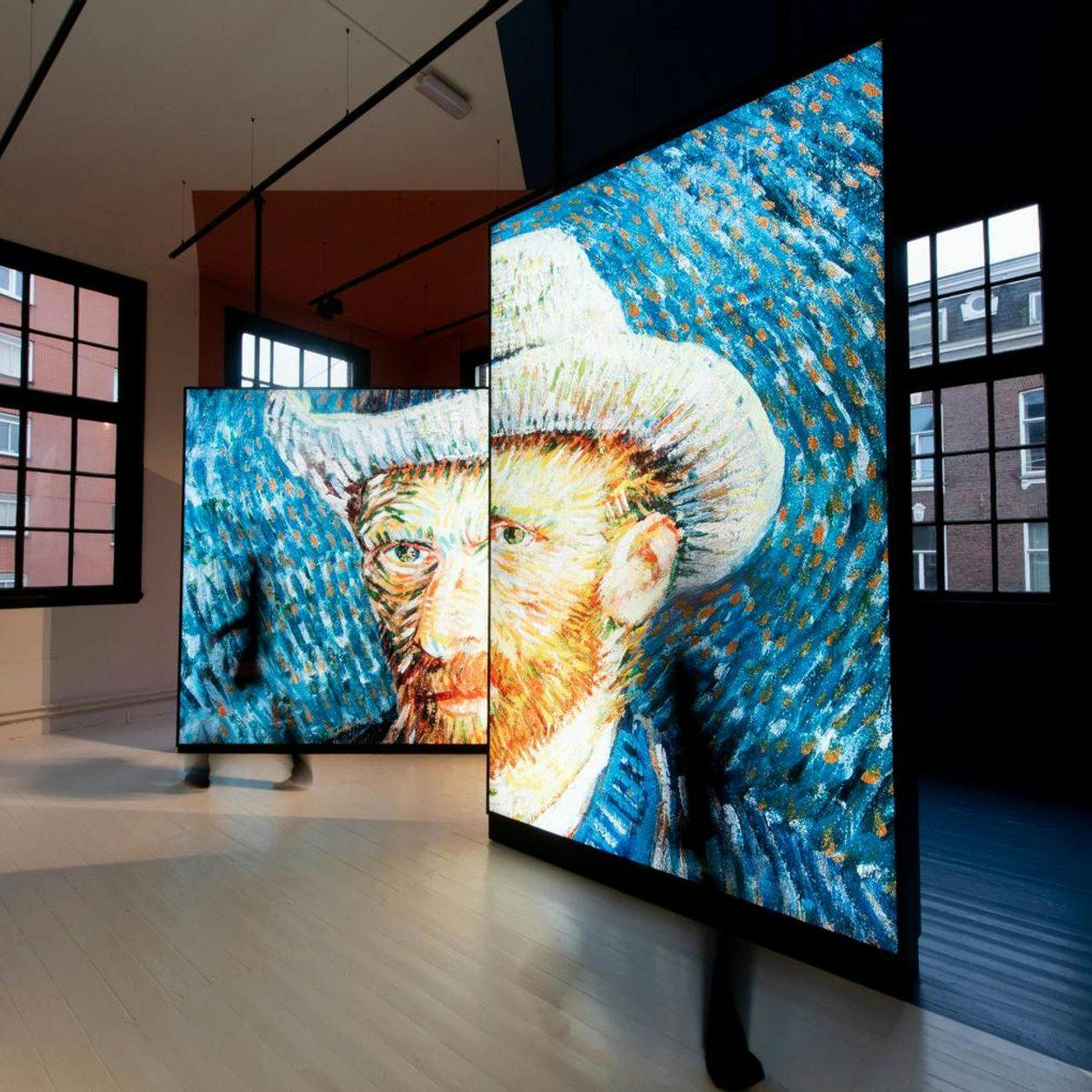 Van Gogh reproduction at RTXP