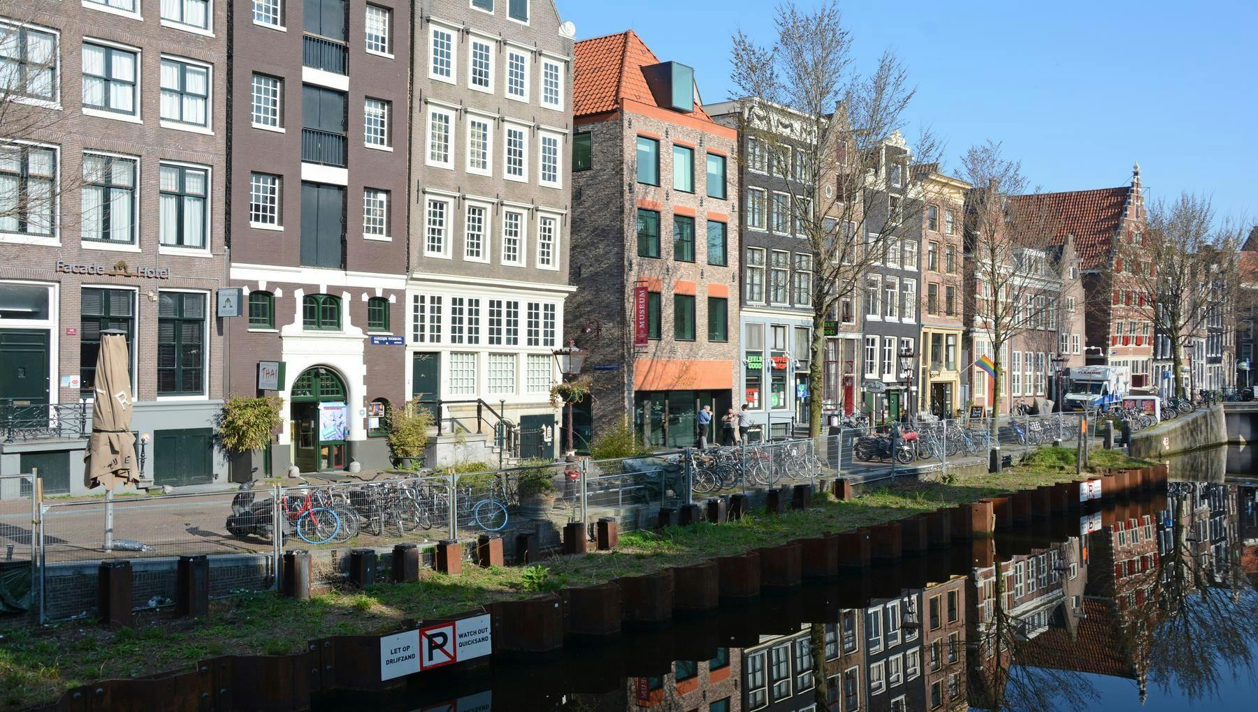 View of the Ons Lieve Heer op Solder building over a canal