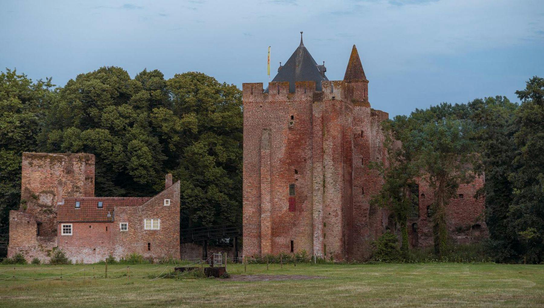 The ruins of Brederode are the remnants of castle Brederode near Santpoort-Zuid.