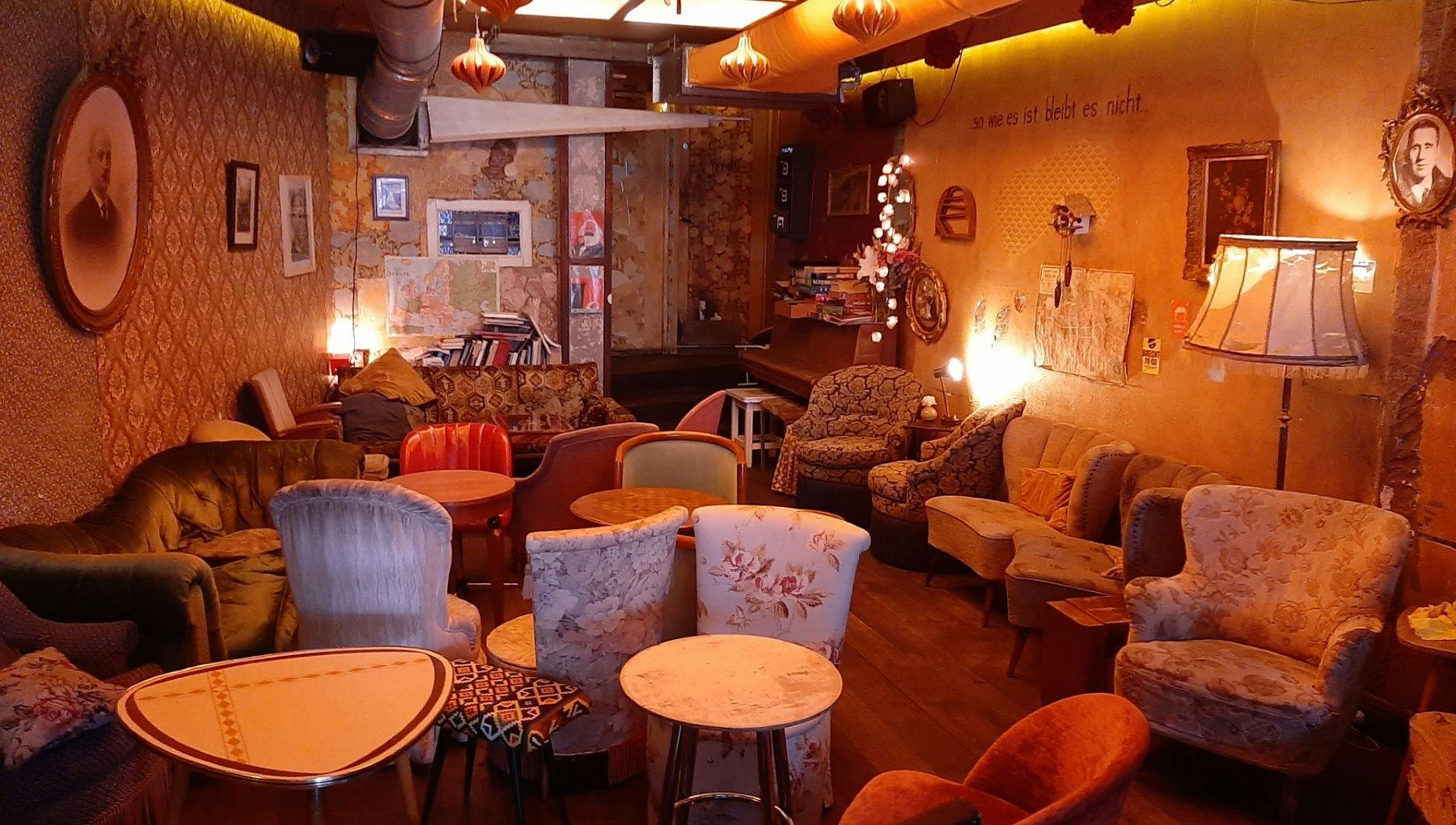 Café Brecht interior