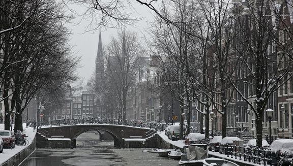 Leidsegracht In Snow & Ice-Edwin van Eis-Redactioneel