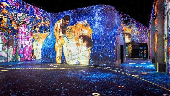 Fabrique des Lumières at Westerpark - Gustav Klimt exhibition.