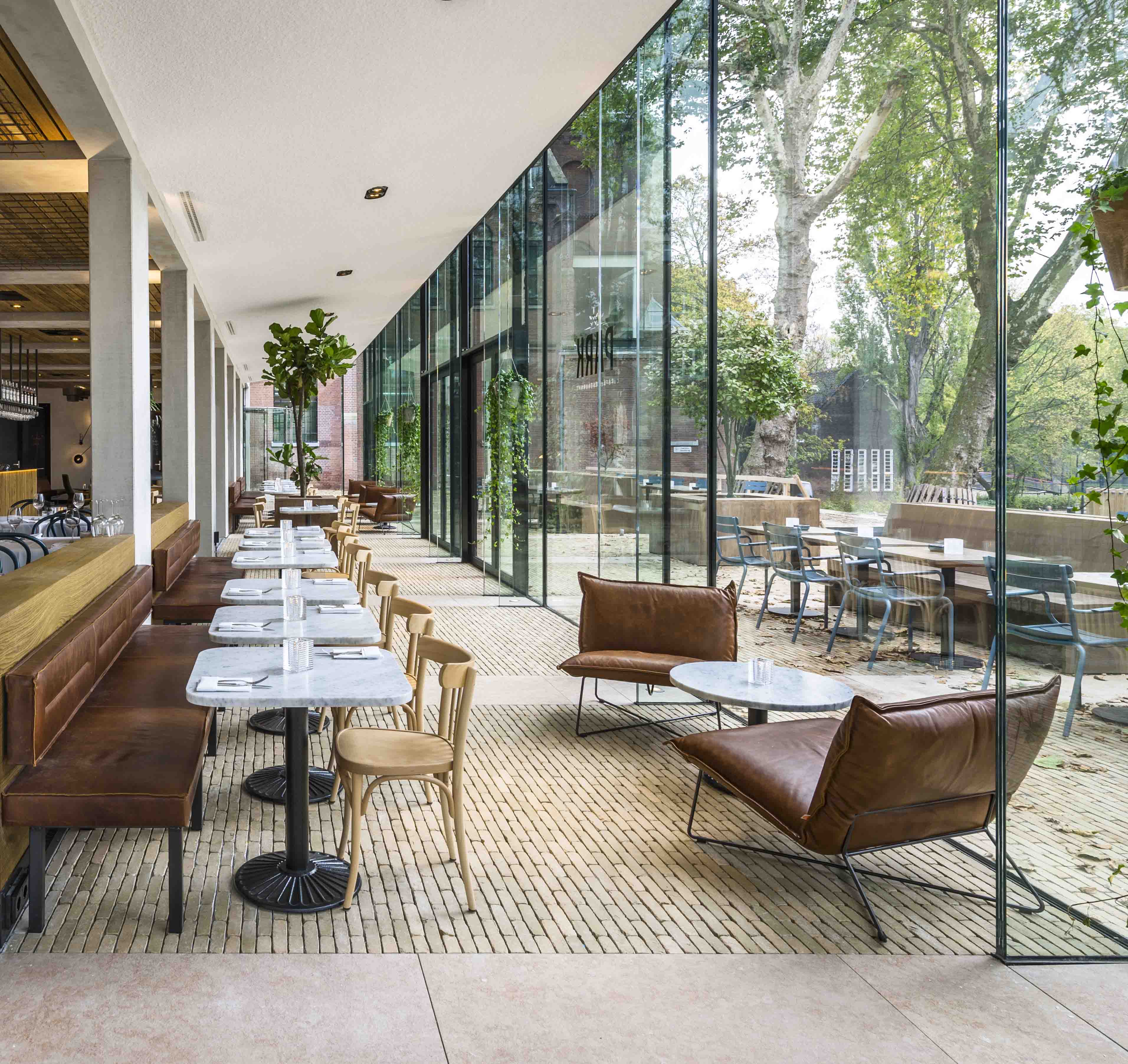 PARK café restaurant