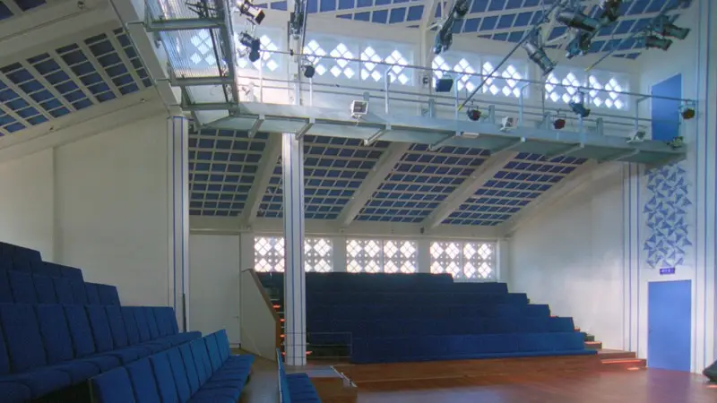 Podium Mozaïek - zijtribune