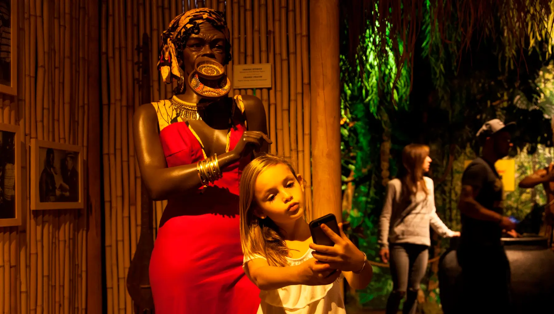 Ripley's Believe it or not Amsterdam - Lipwomen