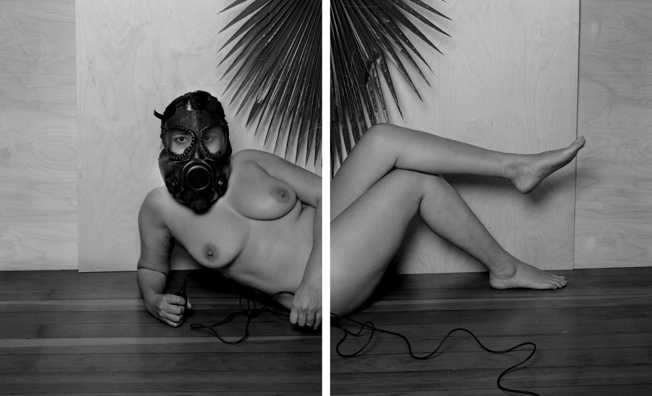 Self-Portrait as Weston/as Test Charis Wilson ion Darkroom2 Cover, 1936/1978/2020, uit de serie Master Rituals II: Weston’s Nudes, 2020