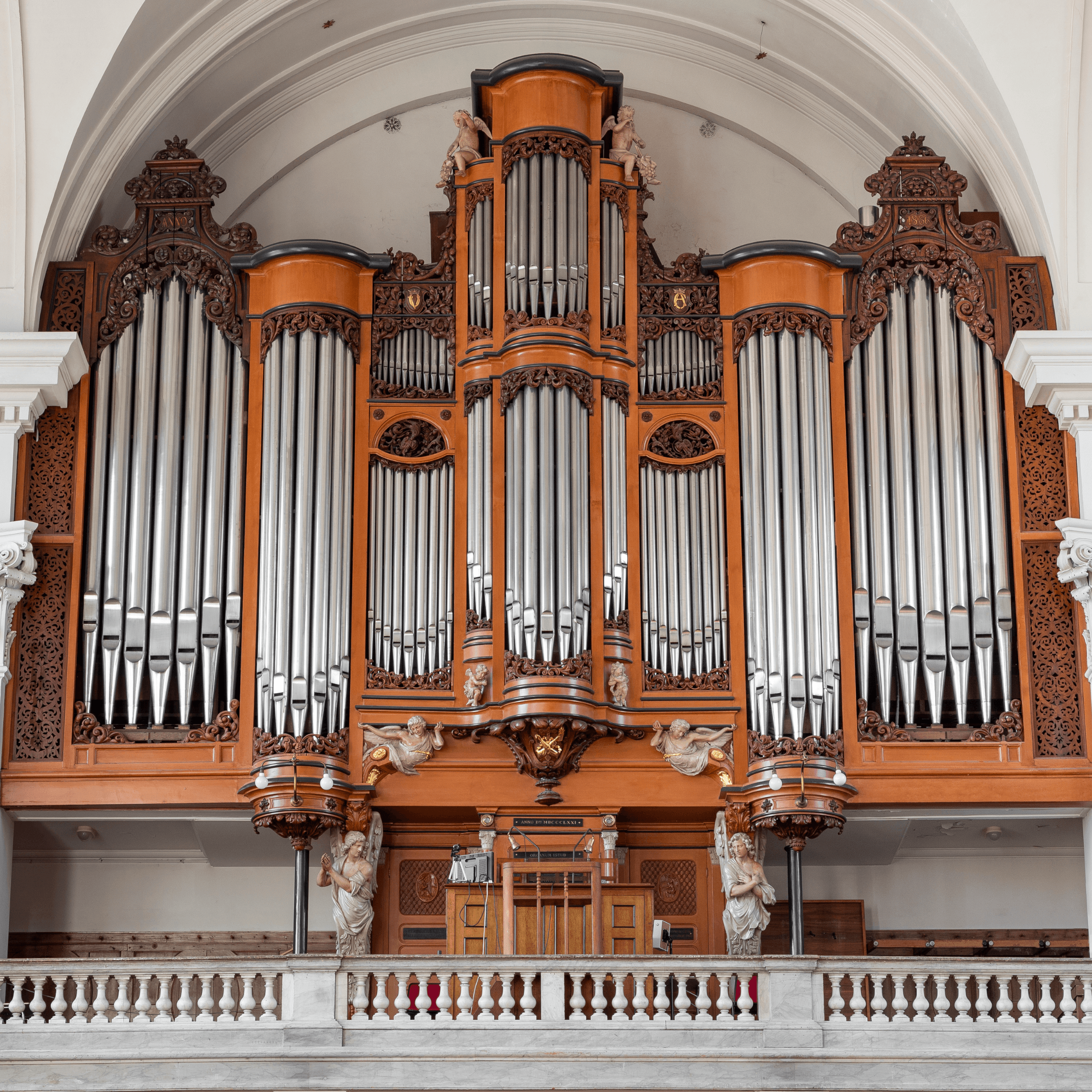 Adema orgel Mozes & Aäronkerk