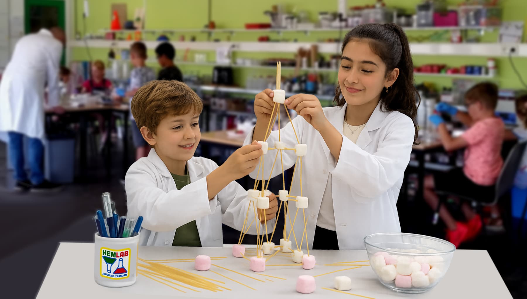 Science in het Hemlab - Hoge torens vallen (niet) om! 7-14 jaar