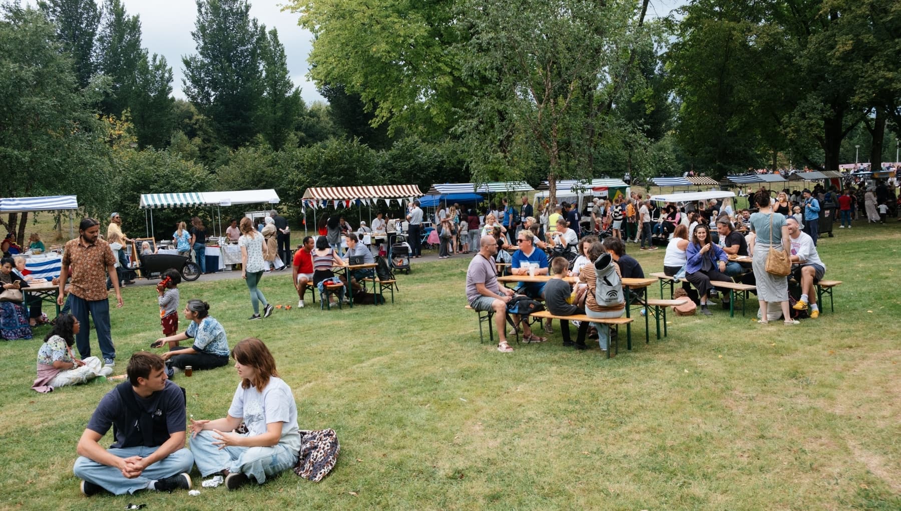 Markt bij Het Alles Is Noord Feest