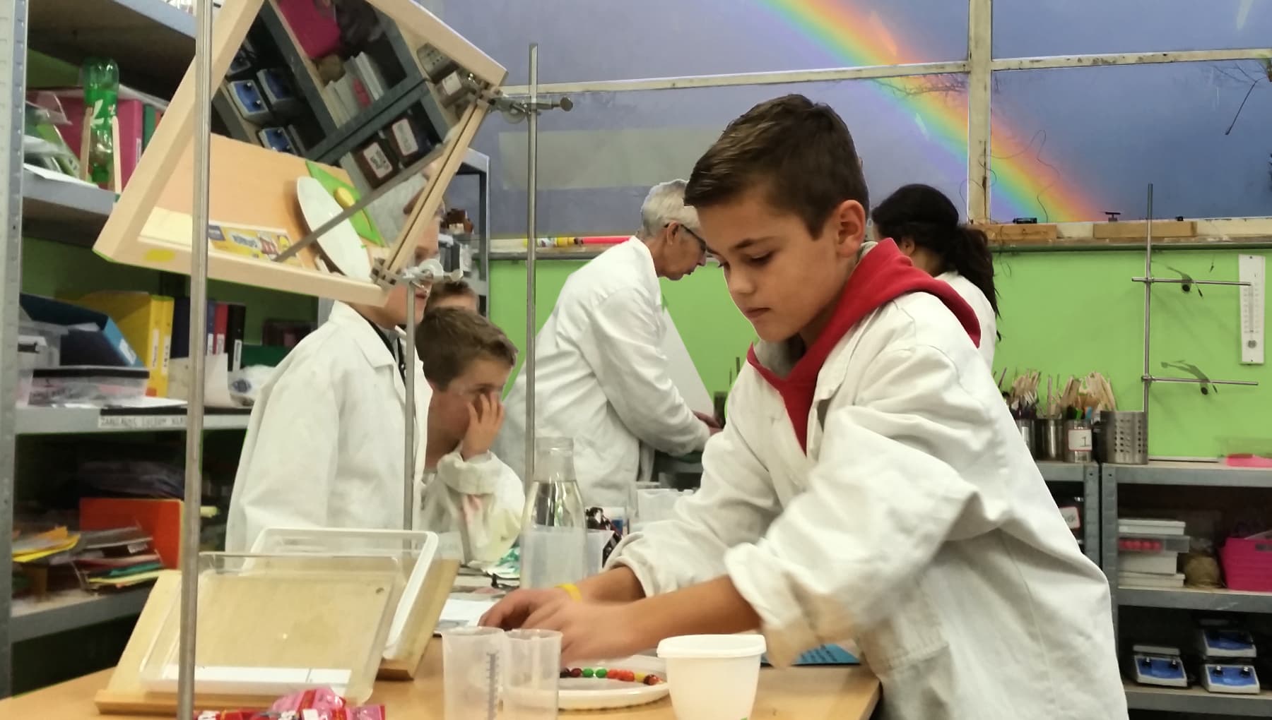 Proefles science cursus Kleur Viltstift Regenboog in het Hemlab