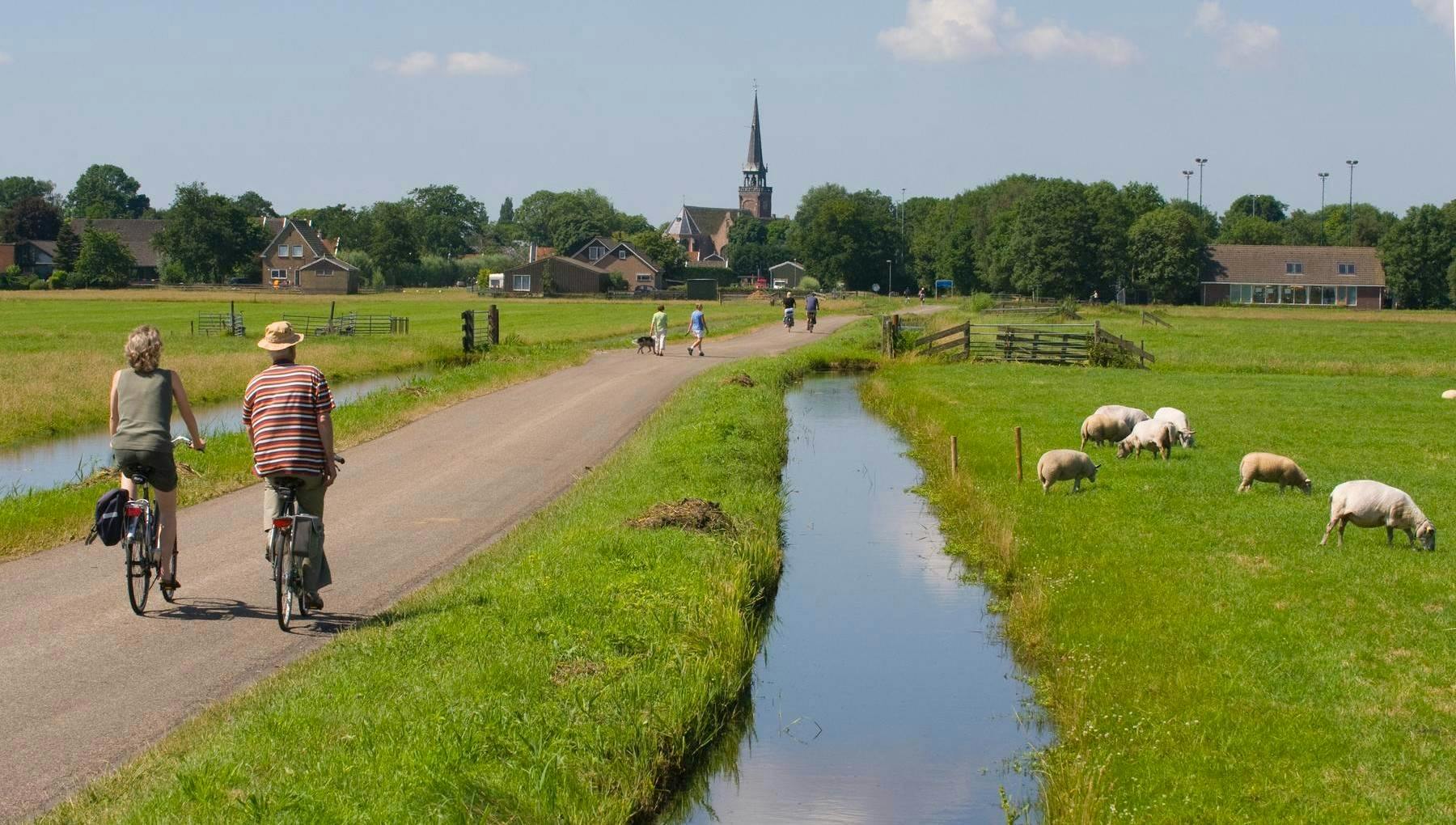 Waterland Cycleseeing Route: Dutch villages and countryside