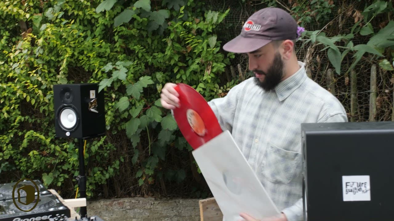 Elijah Minnelli - Video thumbnail