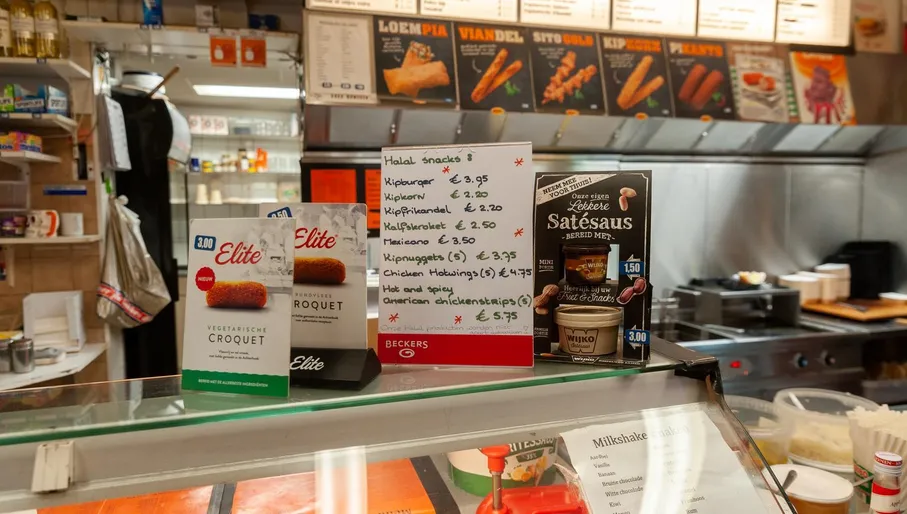 Interior of Snackbar Cafetaria Het Smikkelhoekje