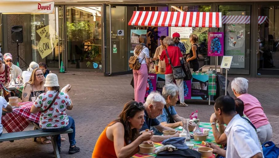 Free Heri Heri for all meal at Vlaams Cultuurhuis de Brakke Grond | Keti koti 2025.