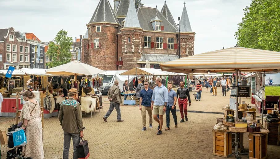 Nieuwmarkt market