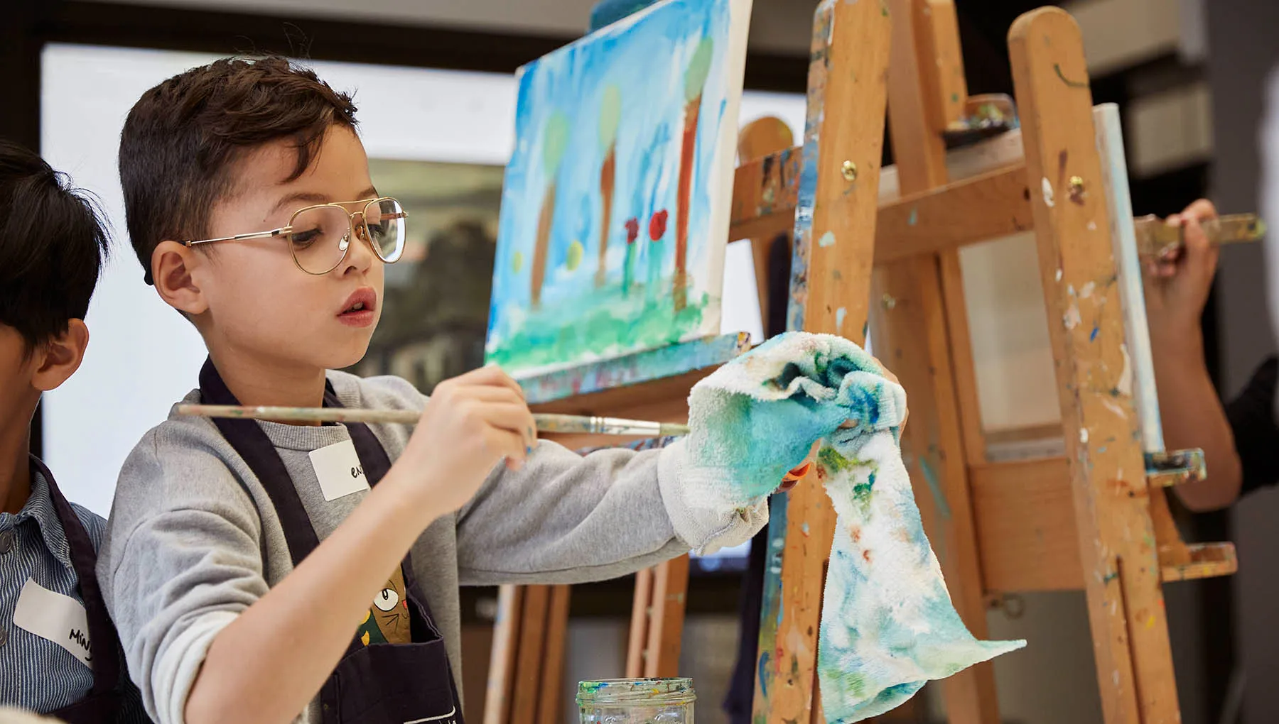 Kids painting workshop in the Van Gogh Museum.