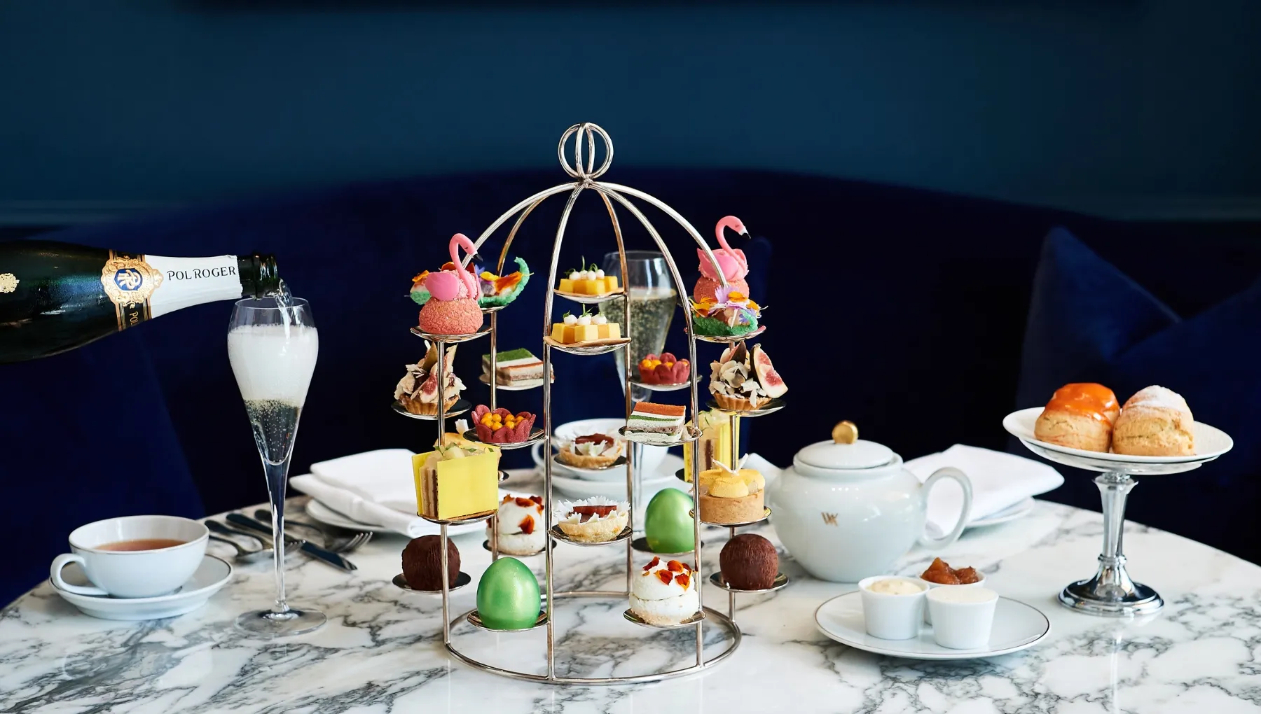 Peacock Alley, Waldorf Astoria afternoon tea