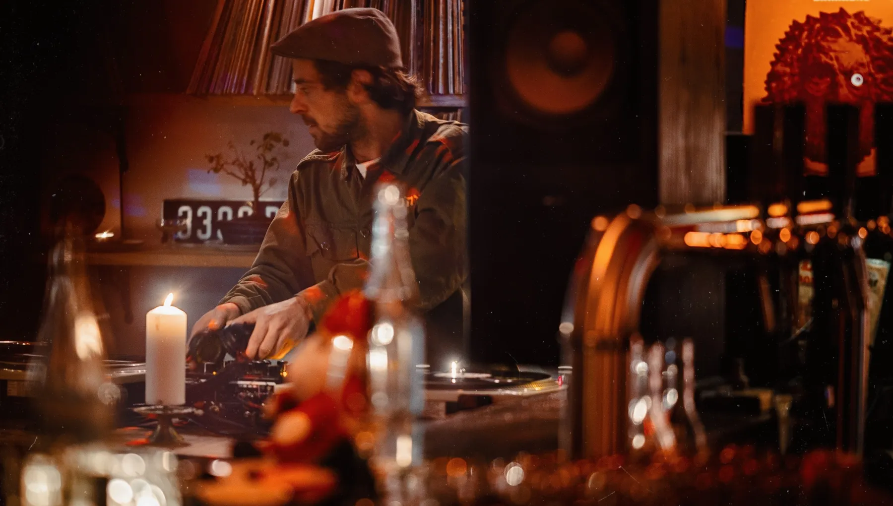 De Nada DJ playing music