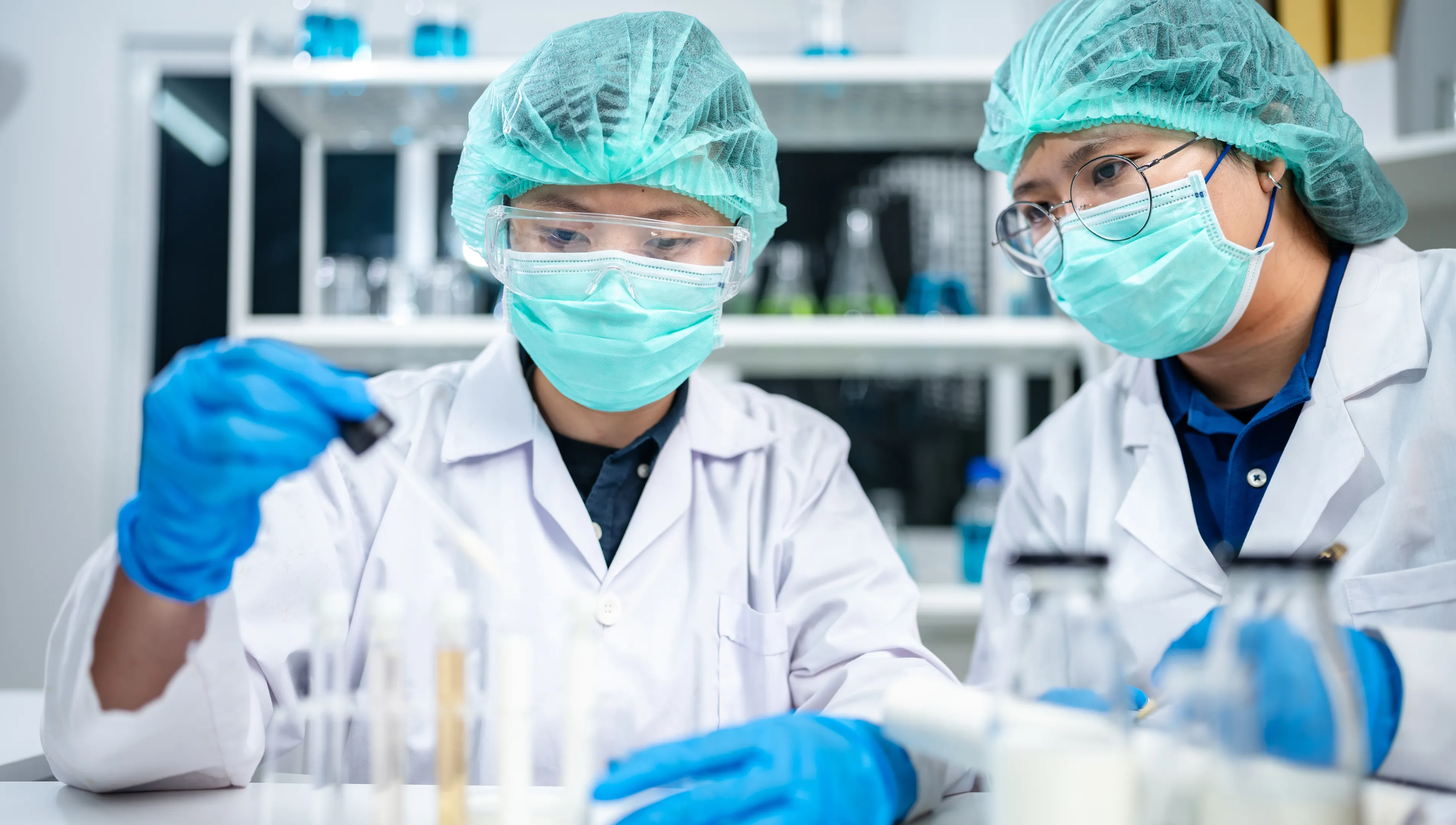 professional health care researchers working in life of medical science laboratory, technology of medicine chemistry lap experiment for hospital