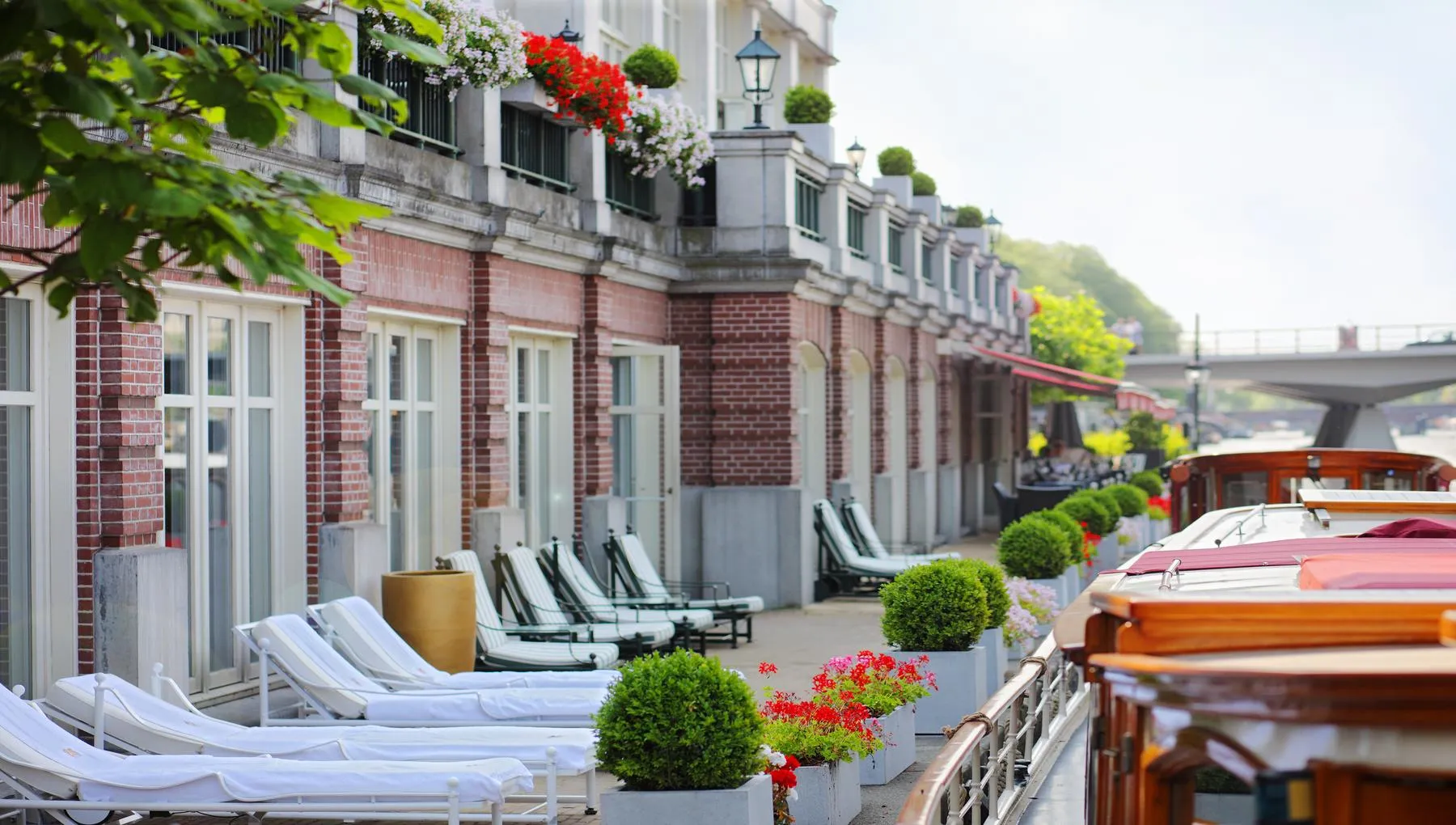 Health Club balcony lounge