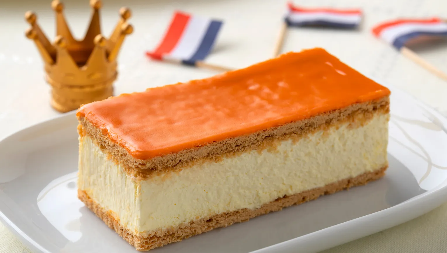 Traditional Dutch orange Tompouce pastry for kings day with crown and flag on the background
1722872101
Typically Dutch foods