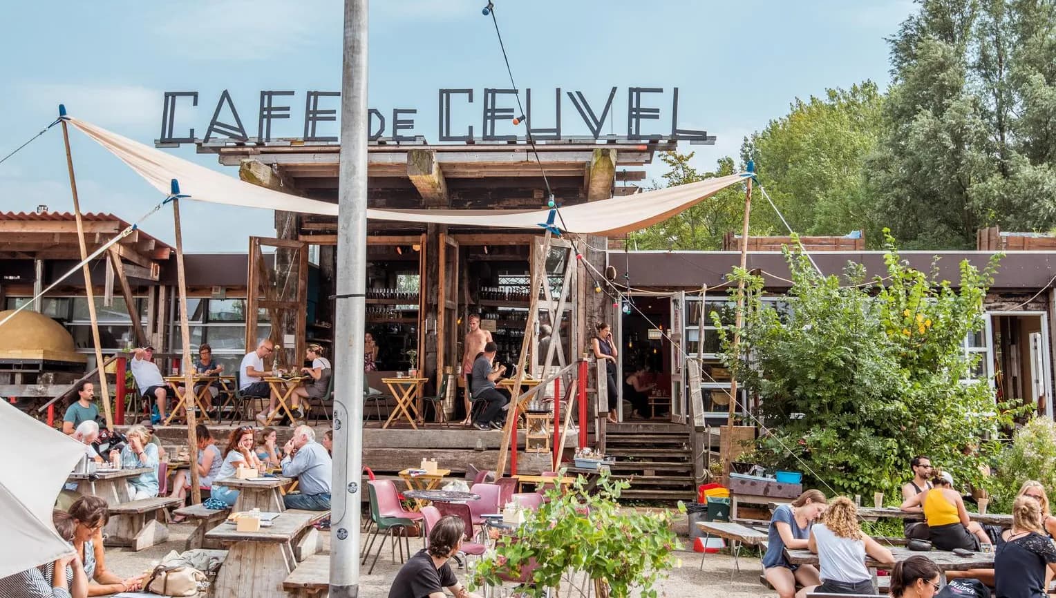 Café de Ceuvel terrace