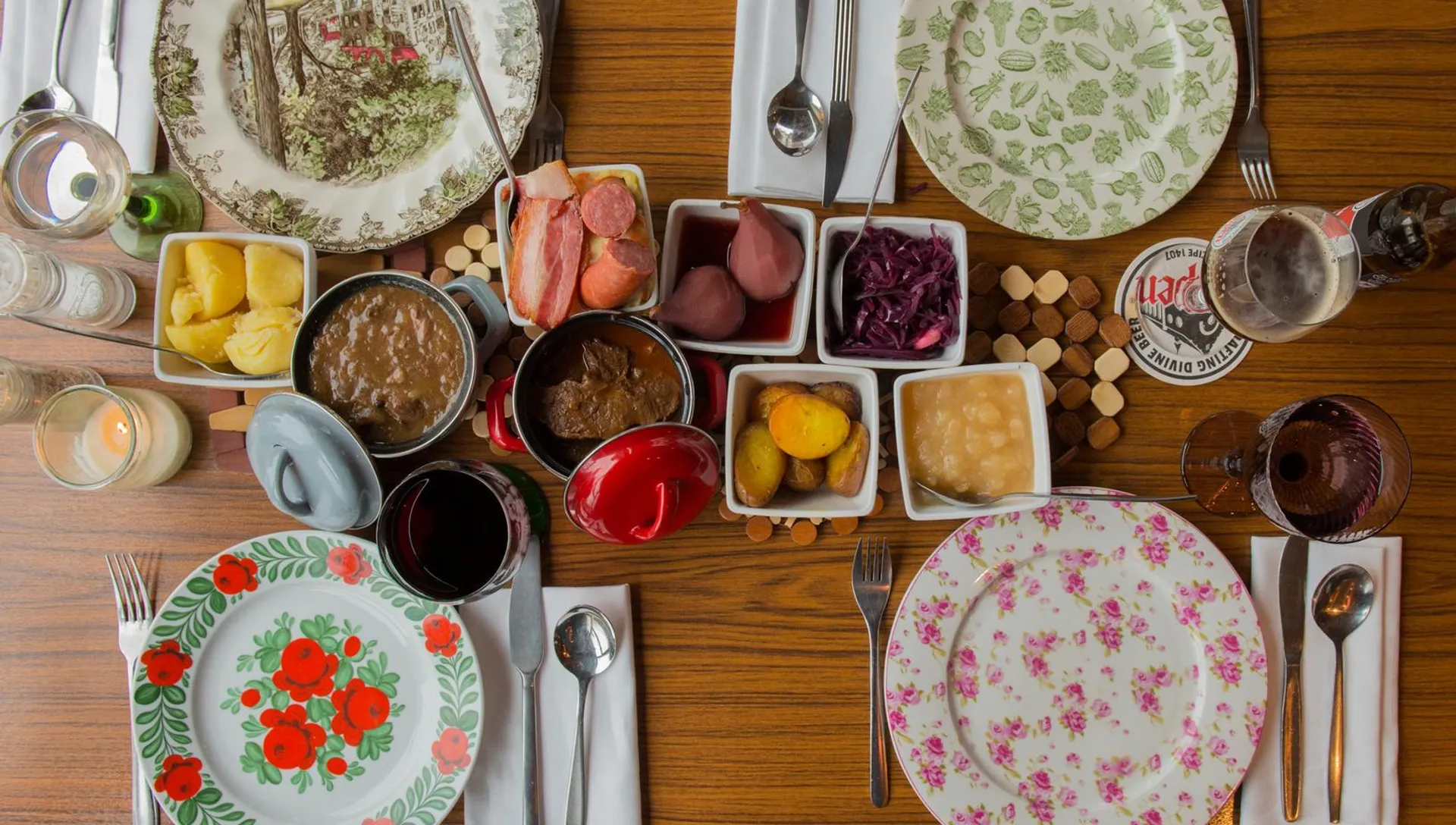 Moeders restaurant signature dishes