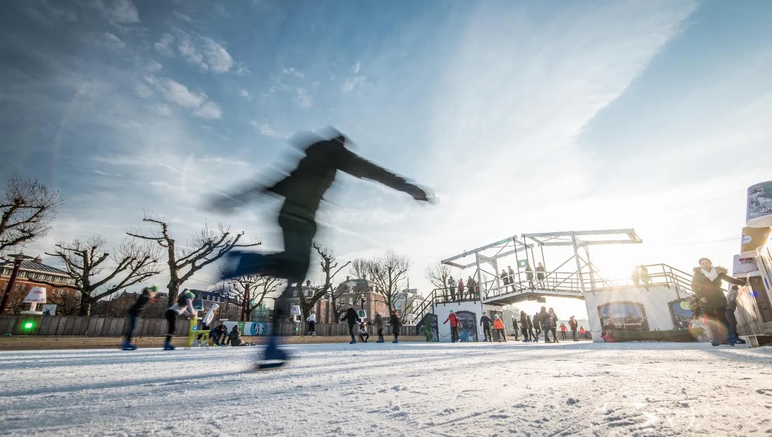 Ice* child ice skating at Museumplein