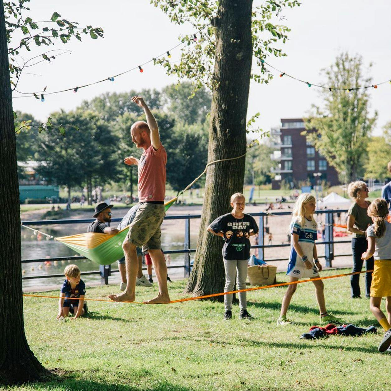 Kids playing at West Beach, Sloterplas during 24H Nieuw-West.