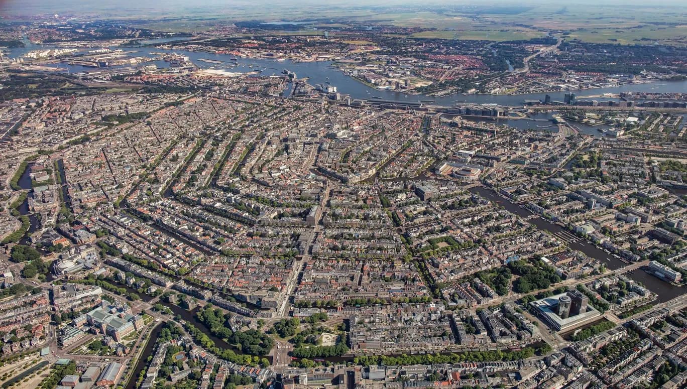 Amsterdam, 19 juli 2016. Overzicht binnenstad