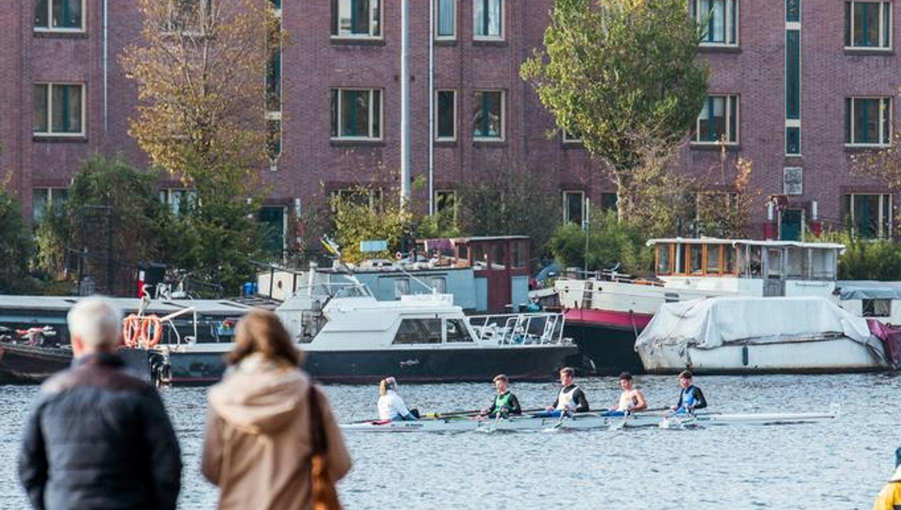 Rowing race at the Amstel canal