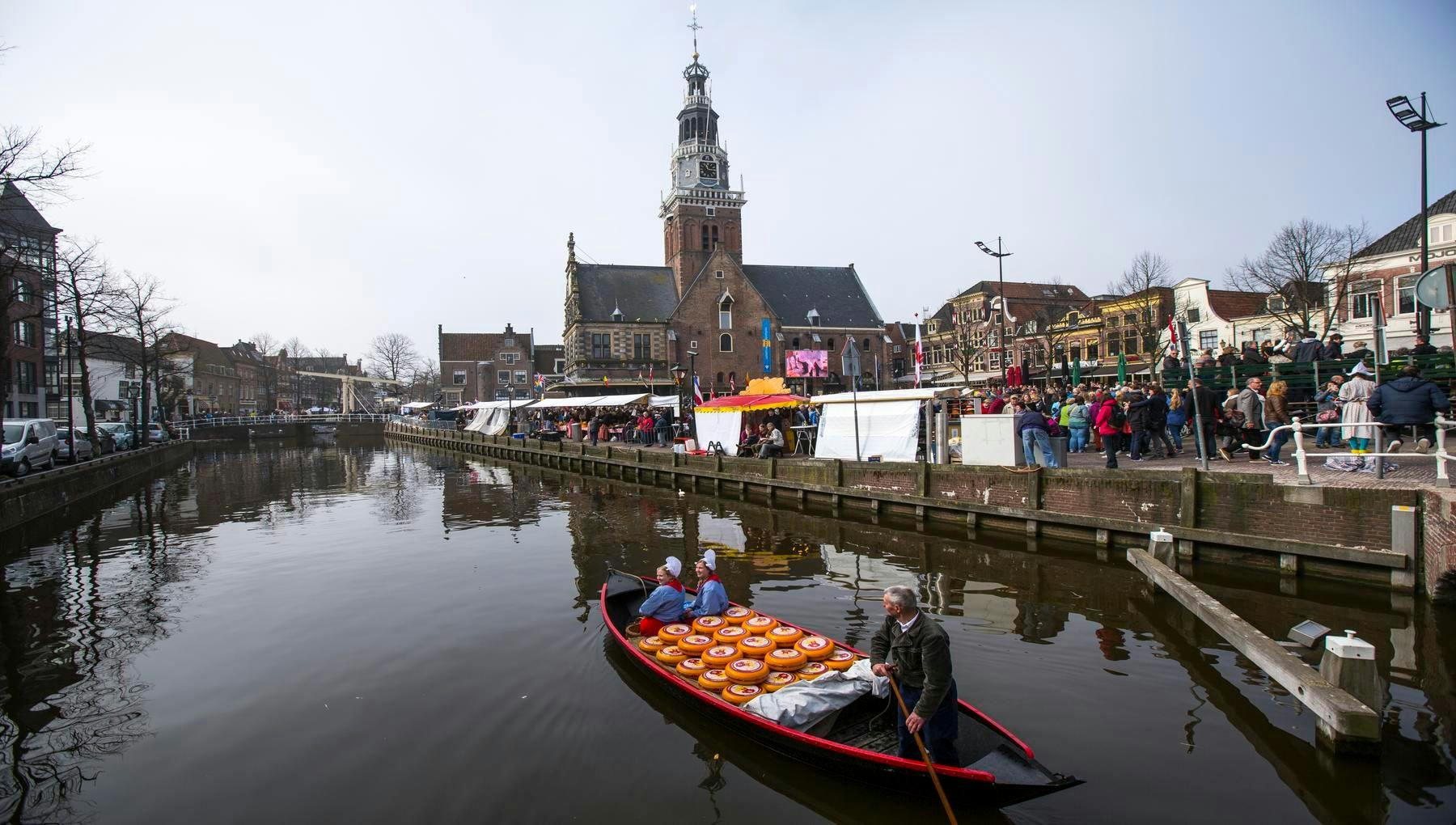 Traditional cheese market in Alkmaar