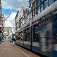 Leidsestraat shopping street