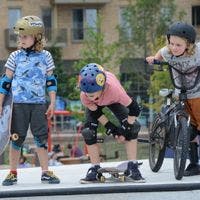 Kids skating and BMX at the skatepark on Zeeburgereiland