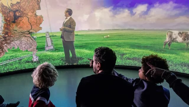 This is Holland people posing with the collection